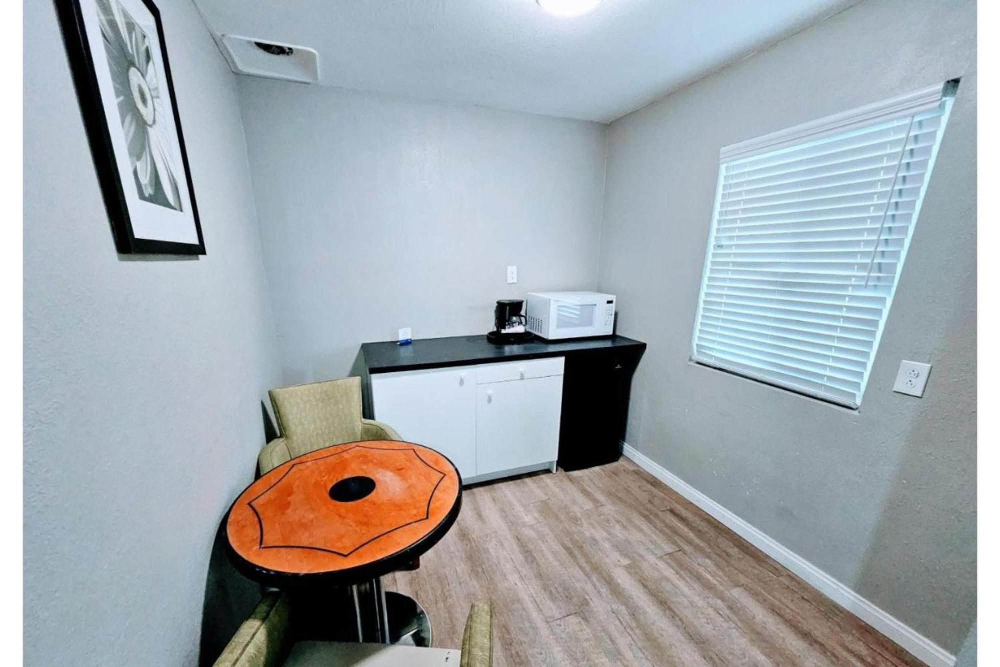 Hotel Ridgecrest An Extended Stay Studio Екстериор снимка