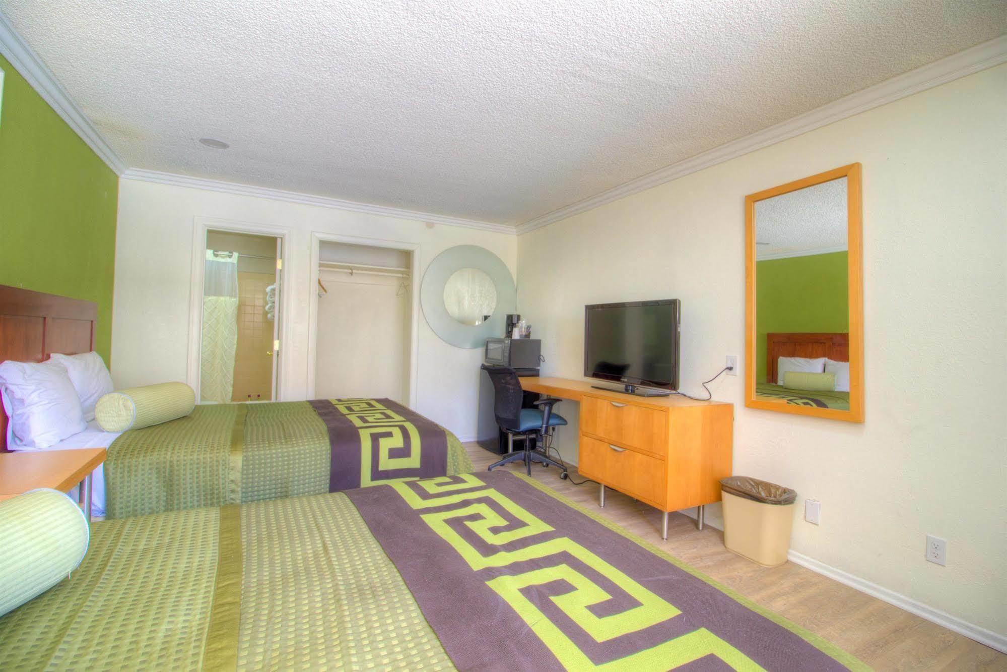 Hotel Ridgecrest An Extended Stay Studio Екстериор снимка